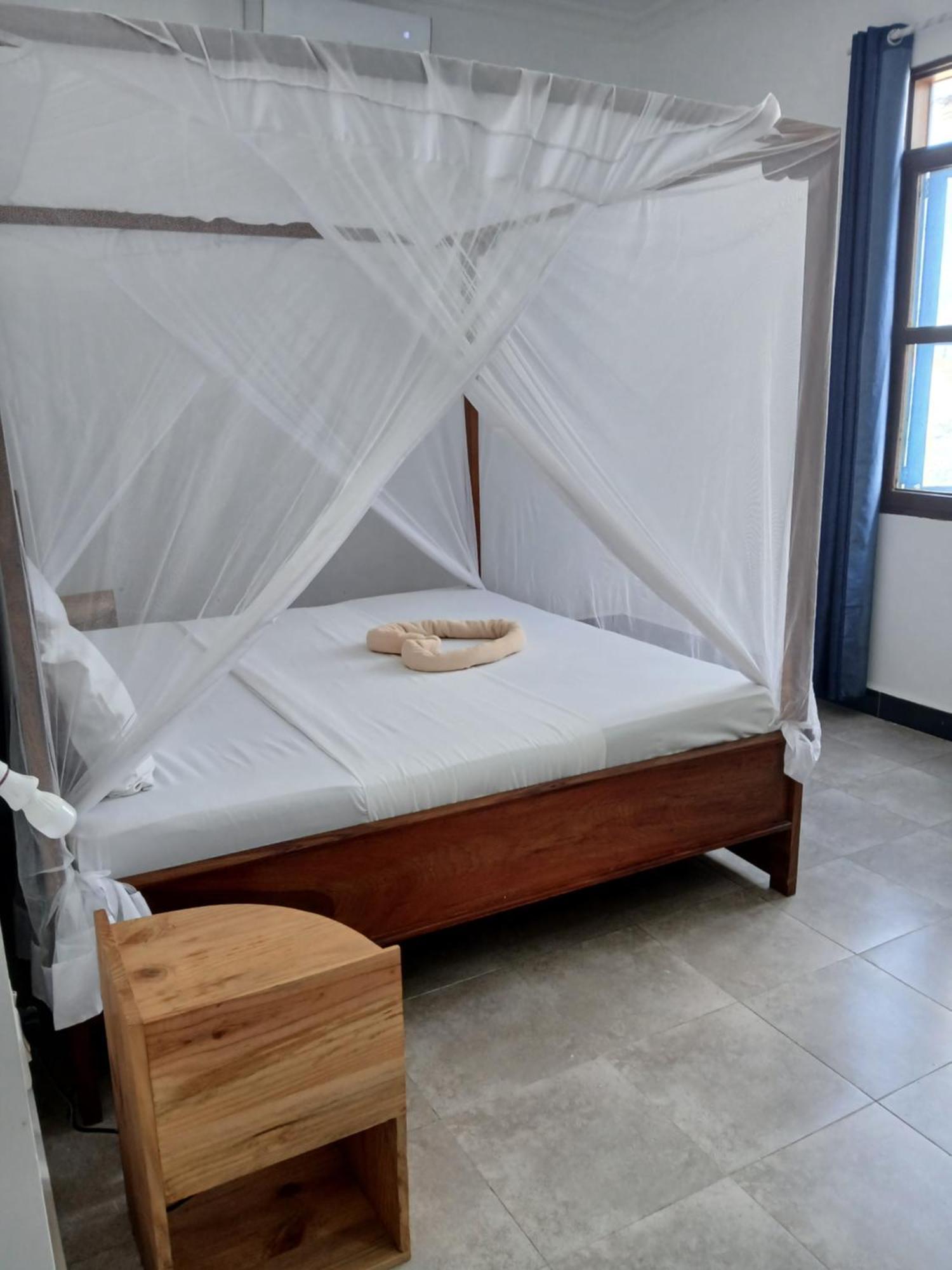 Majani Breeze Villa Nungwi Exterior photo