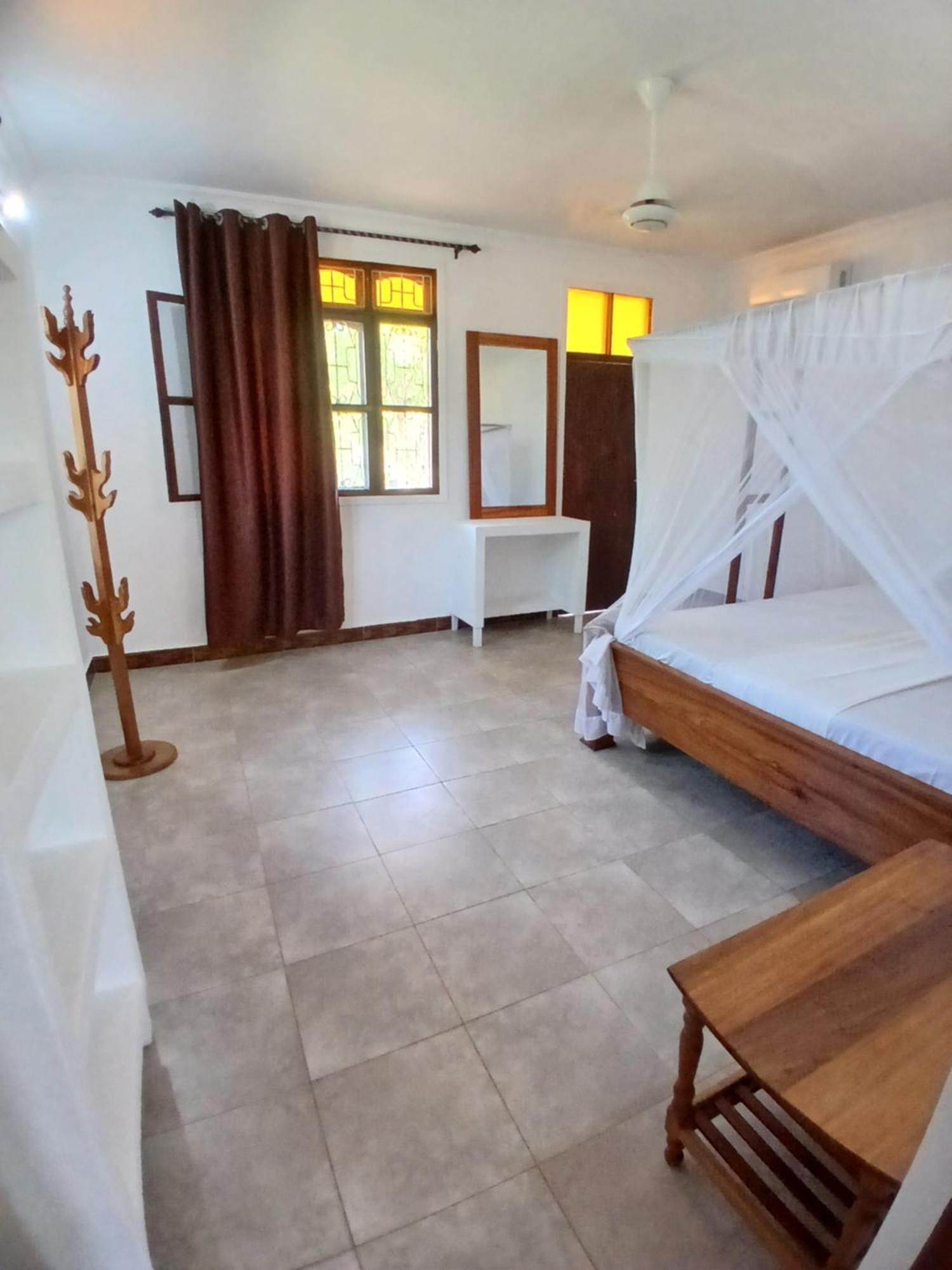 Majani Breeze Villa Nungwi Exterior photo