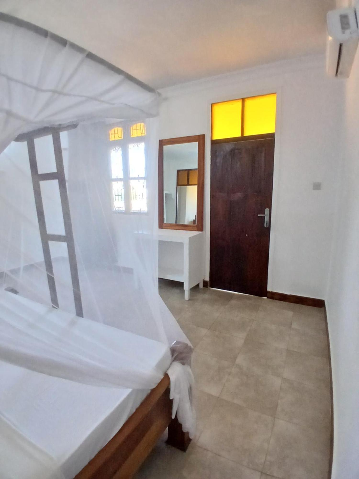 Majani Breeze Villa Nungwi Exterior photo